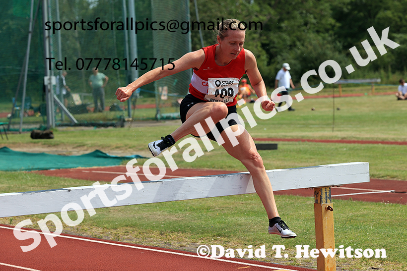 Steeplechase, 2025 NEMAA Track and Field, Monkton. Photo: David T. Hewitson/Sports for All Pics